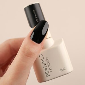 Lakier hybrydowy PB NAILS Max Black 8 ml – intensywna głęboka czerń — zdjęcie 1