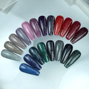 NAILSOFTHEDAY Sangria Gel Polish – czerwony lakier z odblaskiem 10 ml — zdjęcie 1