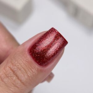 NAILSOFTHEDAY Cat Eye 06 czerwony lakier hybrydowy 6 ml — zdjęcie 2