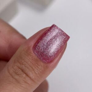 NAILSOFTHEDAY Cat Eye 02 różowy lakier kocie oko 6 ml — zdjęcie 2