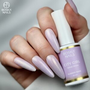 Boska Nails City Girl Rubber Base Velvet Shine Mleczno-Fioletowa Baza Kauczukowa z Drobinkami 10 ml