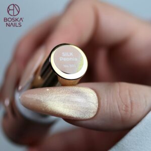 Boska Nails Lakier Hybrydowy Cat Eye Silk Peonia 503 6 ml – Nude Cat Eye - obrazek 4