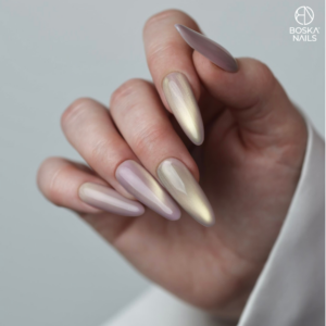 Boska Nails Celestian Cat Eye No Wipe 15 ml – Top Hybrydowy ze Złotą Drobinką - obrazek 3