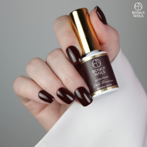 Boska Nails DARK ROMANCE Burning Desire 773 – Lakier Hybrydowy Ciemne Bordo 6 ml - obrazek 5