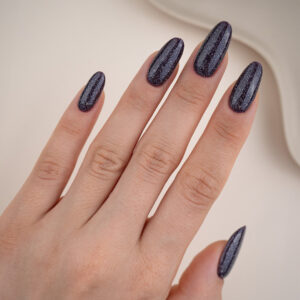 PB Nails Lakier hybrydowy Deja Vu 8 ml – ciemnofioletowy, kolekcja Flashback — zdjęcie 3