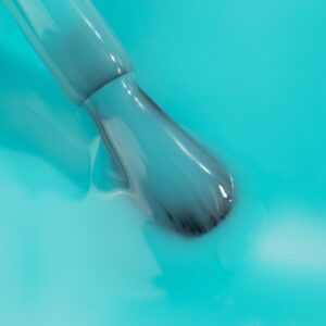 PB Nails Juicy Splash 8ml – turkusowy lakier hybrydowy — zdjęcie 1