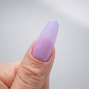PB Nails Sweet 18 8ml – pastelowy fiolet lakier hybrydowy — zdjęcie 2