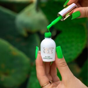 Saute Nails Lakier hybrydowy S255 Festival Outfit 8ml neon zielony — zdjęcie 3