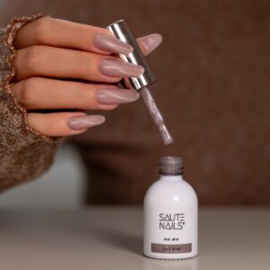 Saute Nails Cat Eye Effect E13 – chłodny brąz z szarością i srebrną poświatą 8ml — zdjęcie 2