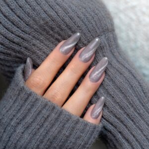 Saute Nails Cat Eye Effect E16 – chłodna szarość z efektem kociego oka 8ml — zdjęcie 3