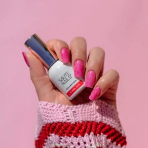 Saute Nails It Girl Run Lakier Hybrydowy Neonowy Róż 8ml — zdjęcie 2