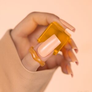 Saute Nails Lakier Hybrydowy S297 Peach Joy – pastelowa brzoskwinia 8ml — zdjęcie 2