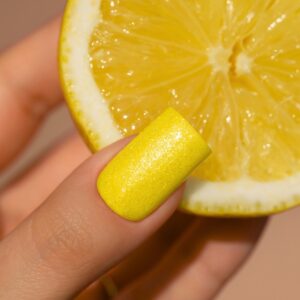 Saute Nails Lakier Hybrydowy S302 Lemon Pop – limonkowa żółć z brokatem 8ml — zdjęcie 3