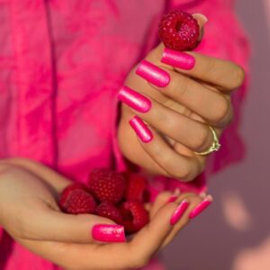 Saute Nails Lakier Hybrydowy S304 Juicy Berry – malinowy róż z drobinką 8ml — zdjęcie 2