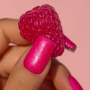 Saute Nails Lakier Hybrydowy S304 Juicy Berry – malinowy róż z drobinką 8ml — zdjęcie 1