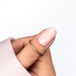 Saute Nails Luxury Light Pink Base 8 ml – jasnoróżowa baza hybrydowa z mlecznym wykończeniem — zdjęcie 1