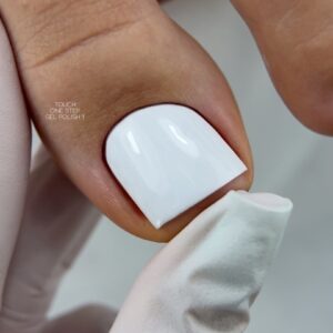 TOUCH One Step Gel Polish 01 Biały - jednofazowy lakier hybrydowy 3w1 9 ml — zdjęcie 2