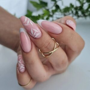 YOSHI Lakier Hybrydowy 004 French Pink – Mleczny Róż 6 ml TPO-FREE — zdjęcie 1