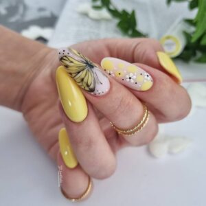 YOSHI Lakier Hybrydowy 711 Joy 6ml –kolor masełkowy, butter nails, TPO-Free — zdjęcie 1