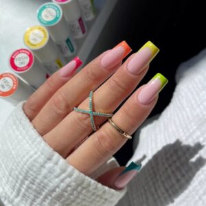 Yoshi Lakier hybrydowy UV LED 284 Autoreply On 6ml pomarańczowy neon — zdjęcie 10
