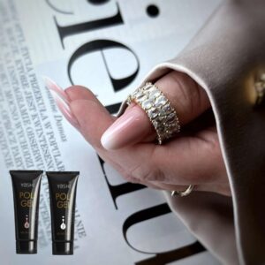 YOSHI PoliGel Warm Beige 30 ml – wytrzymały akrylożel HEMA-FREE do przedłużania i wzmacniania paznokci — zdjęcie 4